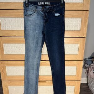 Blue Skinny Jeans with Striking Two-Tone Design